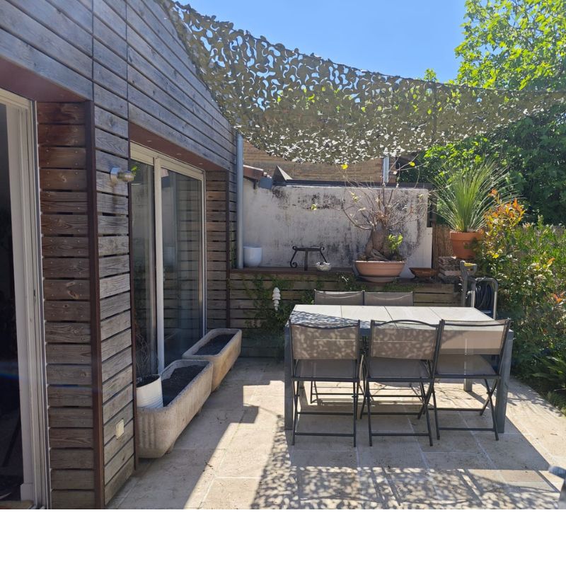 Voile d'ombrage camouflage triangulaire vert