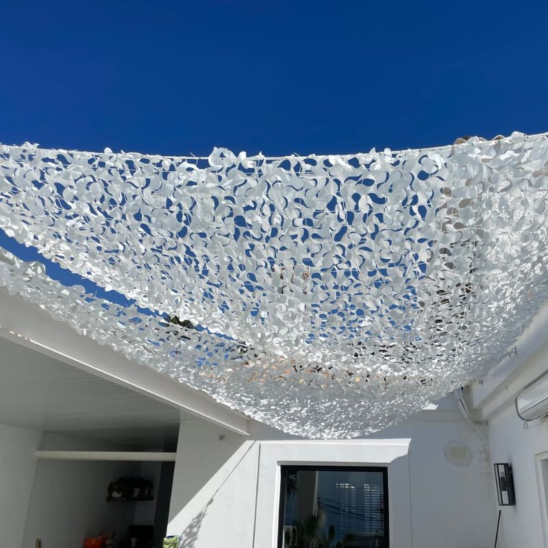 Voile d'ombrage camouflage triangulaire blanc