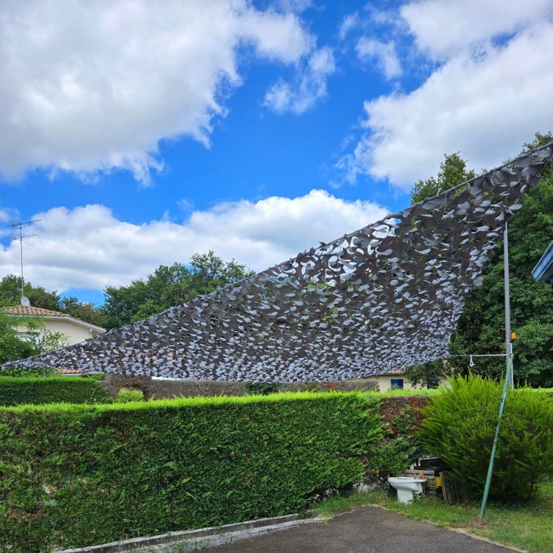 Voile d'ombrage camouflage triangulaire gris