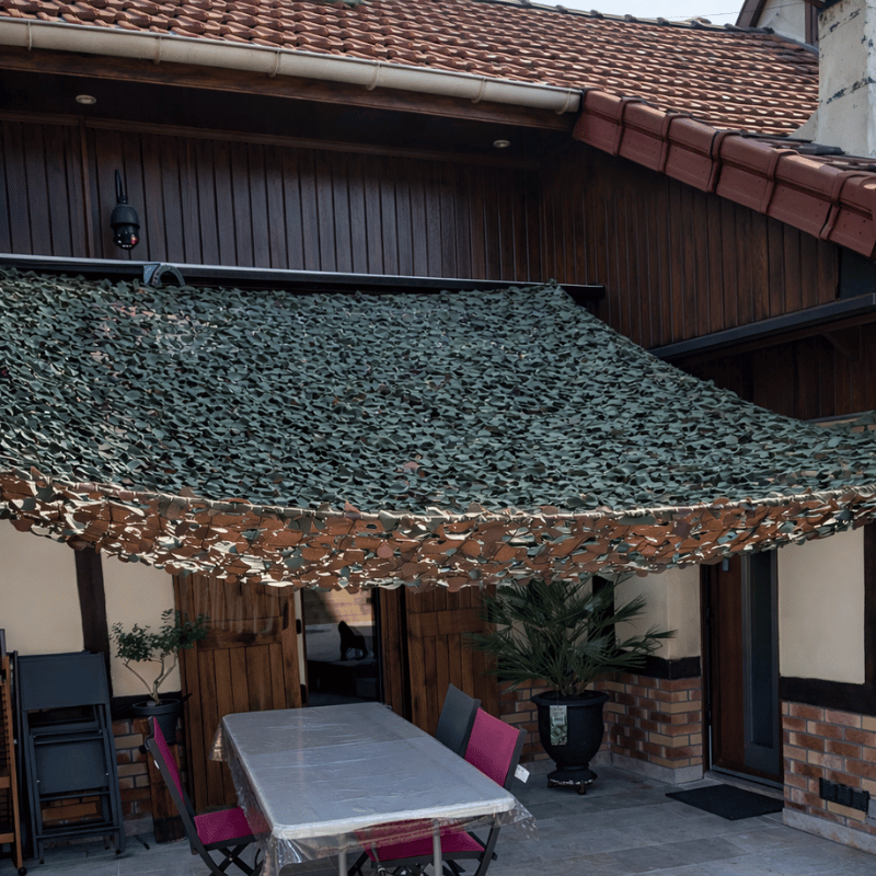 Voile d'ombrage camouflage triangulaire militaire
